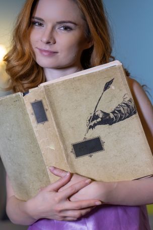 Christal May in Bedtime Reading. Эскиз 2