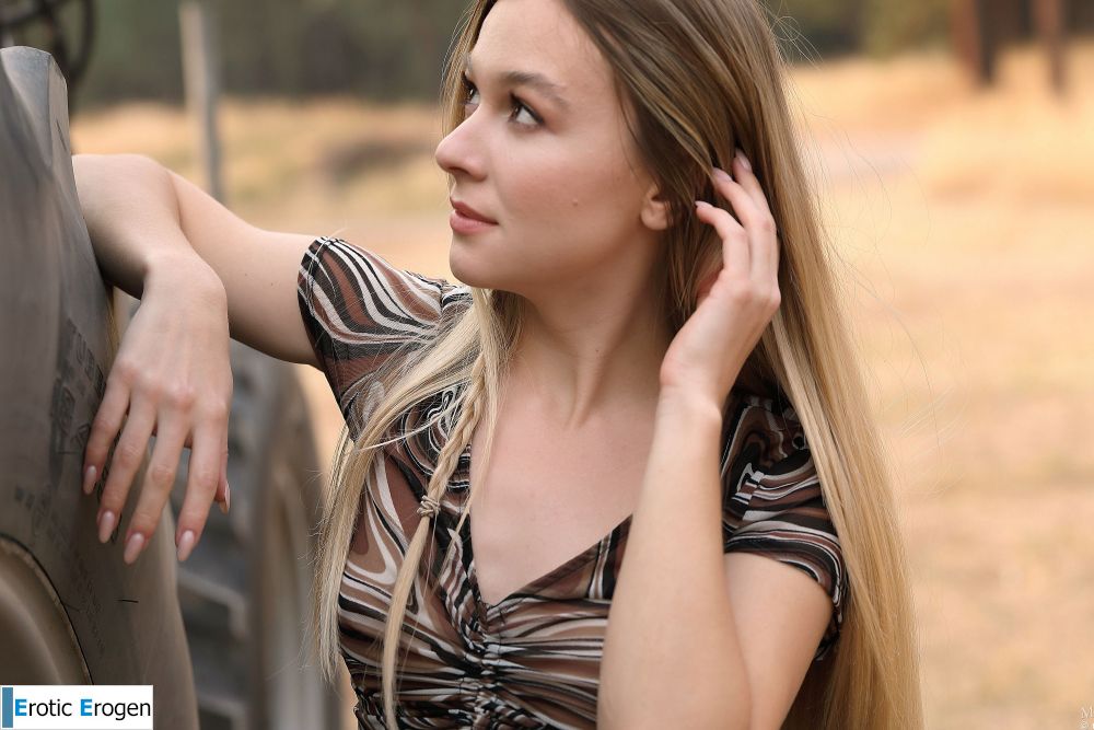 Stefani in Postcard From Mazama. Part 2. Picture 3
