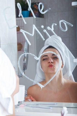 Elle Mira in V Elle Ntine. Эскиз 19