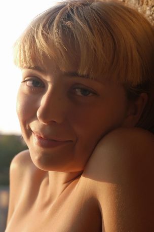 Tanya K in Looking Sexy. Эскиз 27