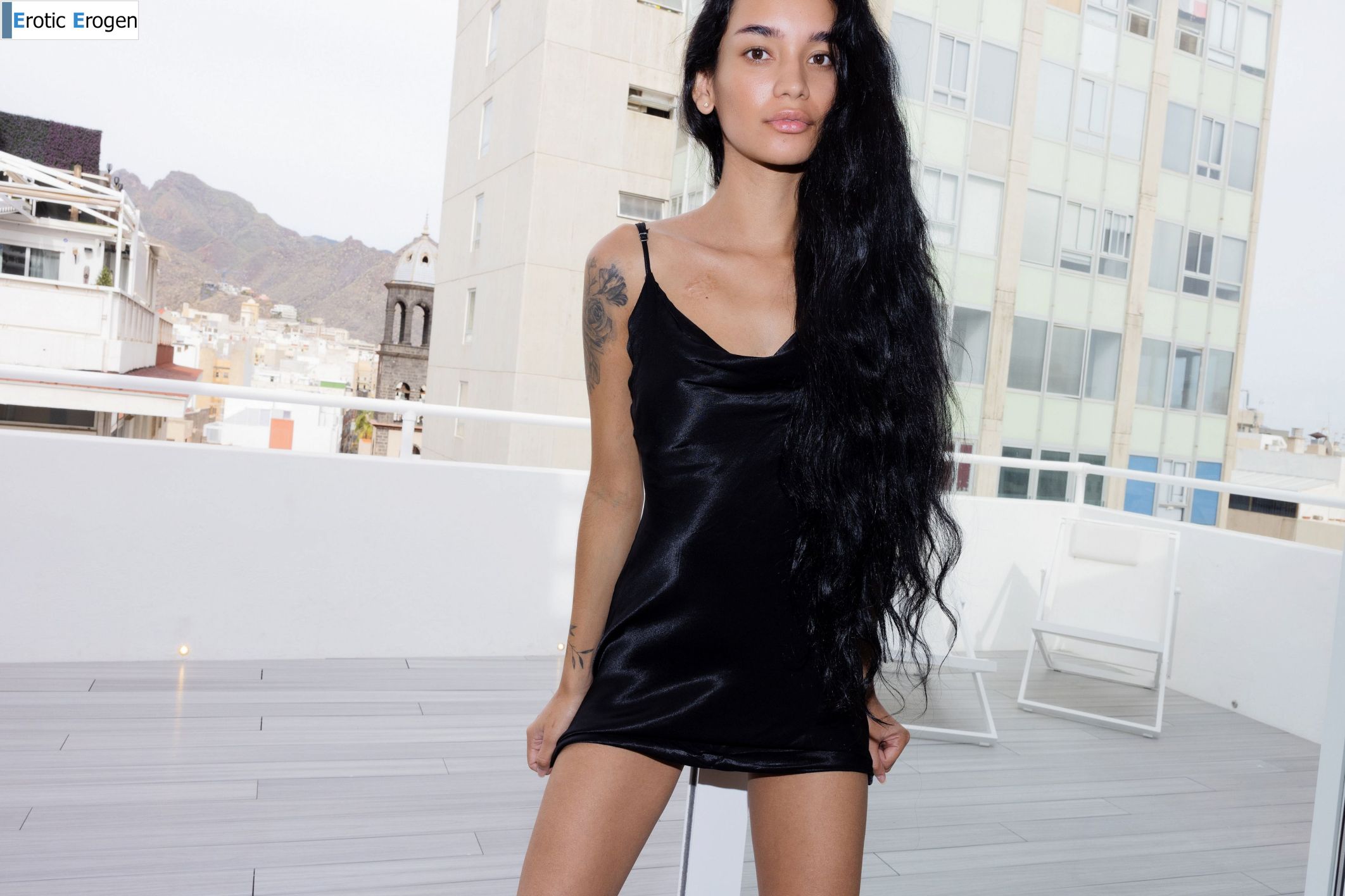Dulce in Sexy Boss. Picture 6