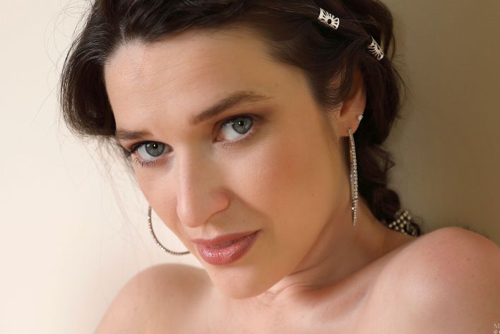 Amelia in An Eye On You 2. Эскиз 18