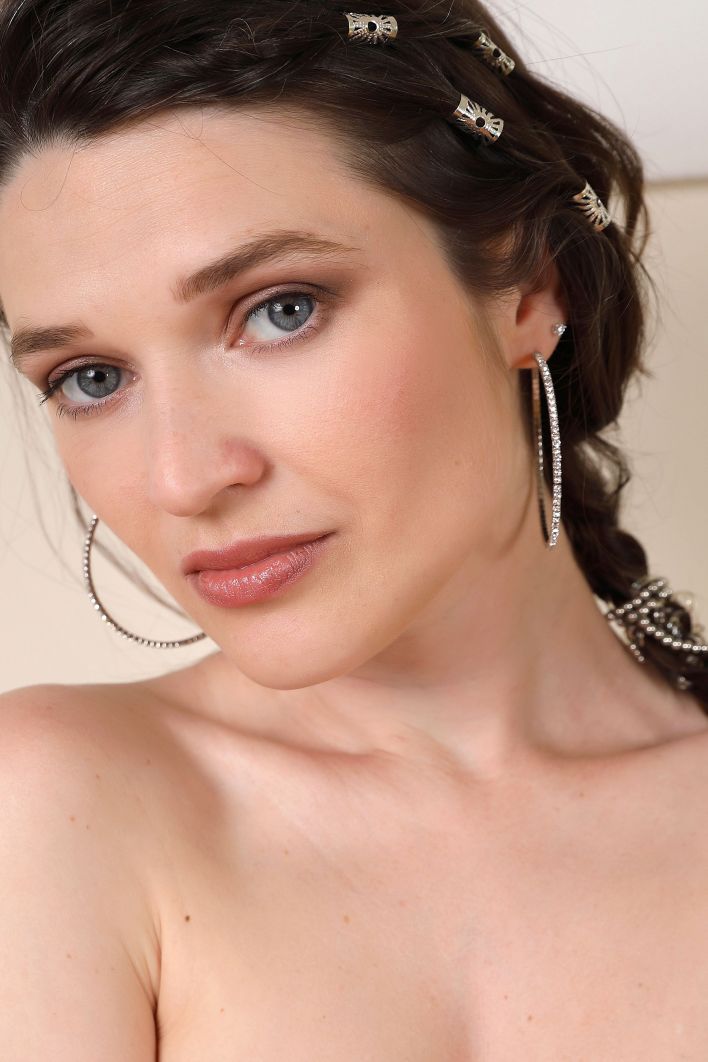 Amelia in An Eye On You 2. Эскиз 40