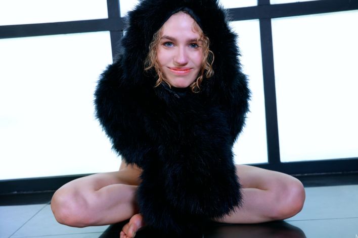 Stacy Ash in Entangled. Эскиз 34