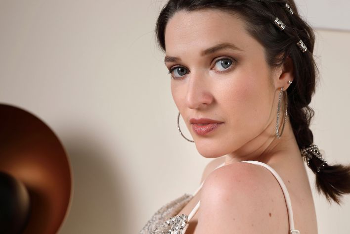 Amelia in An Eye On You. Эскиз 4