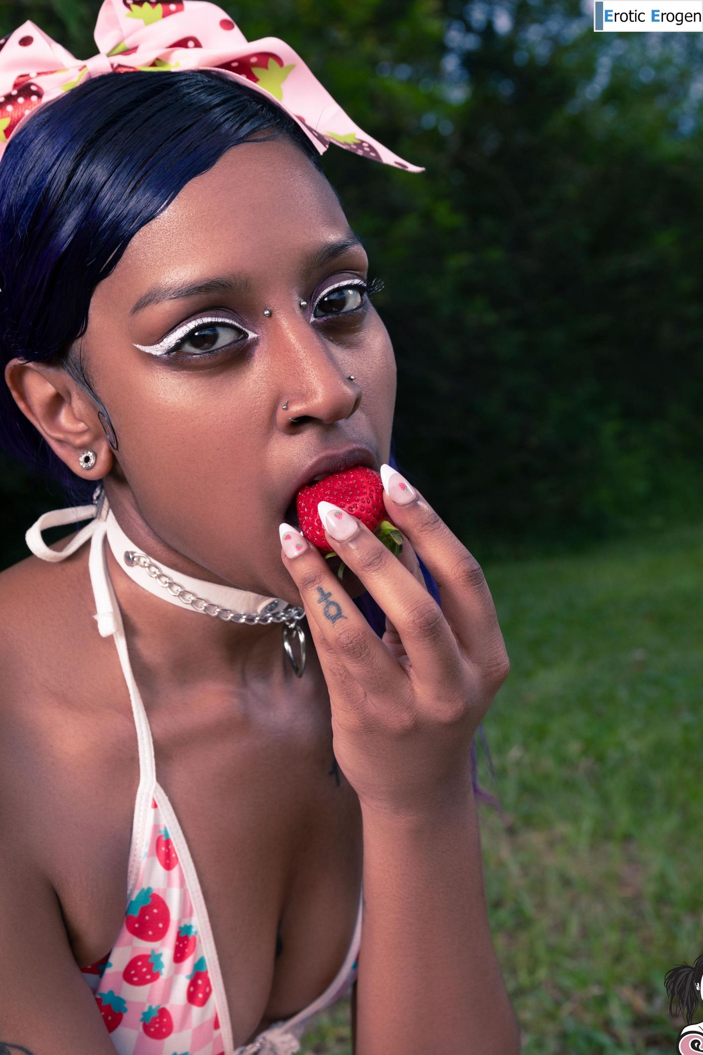 Kawaiikillz in Natures Candy. Picture 6