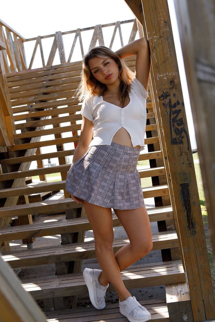 Melina Amaru in Freud S Stares. Thumb 9