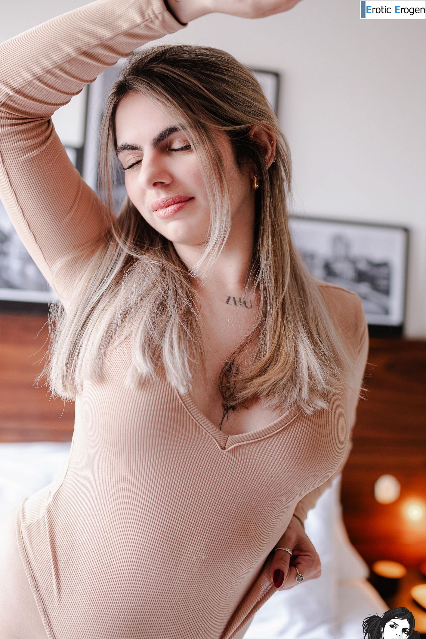 Stela in Crawling Back To You. Picture 6