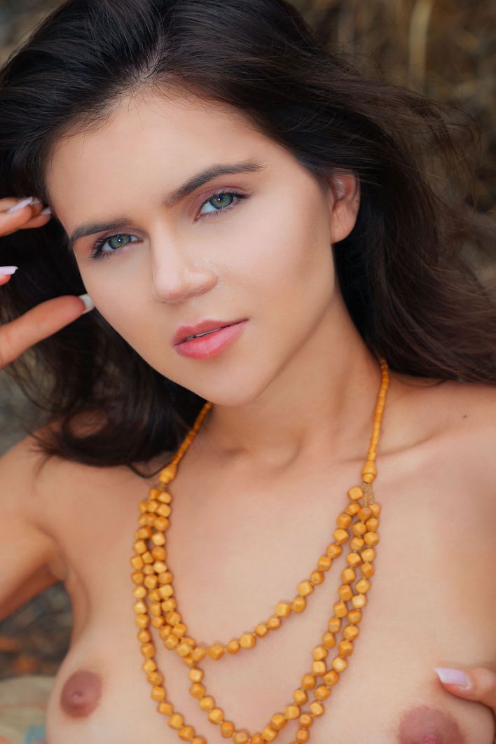 Vanessa Shy in Wilderness Walk. Эскиз 23