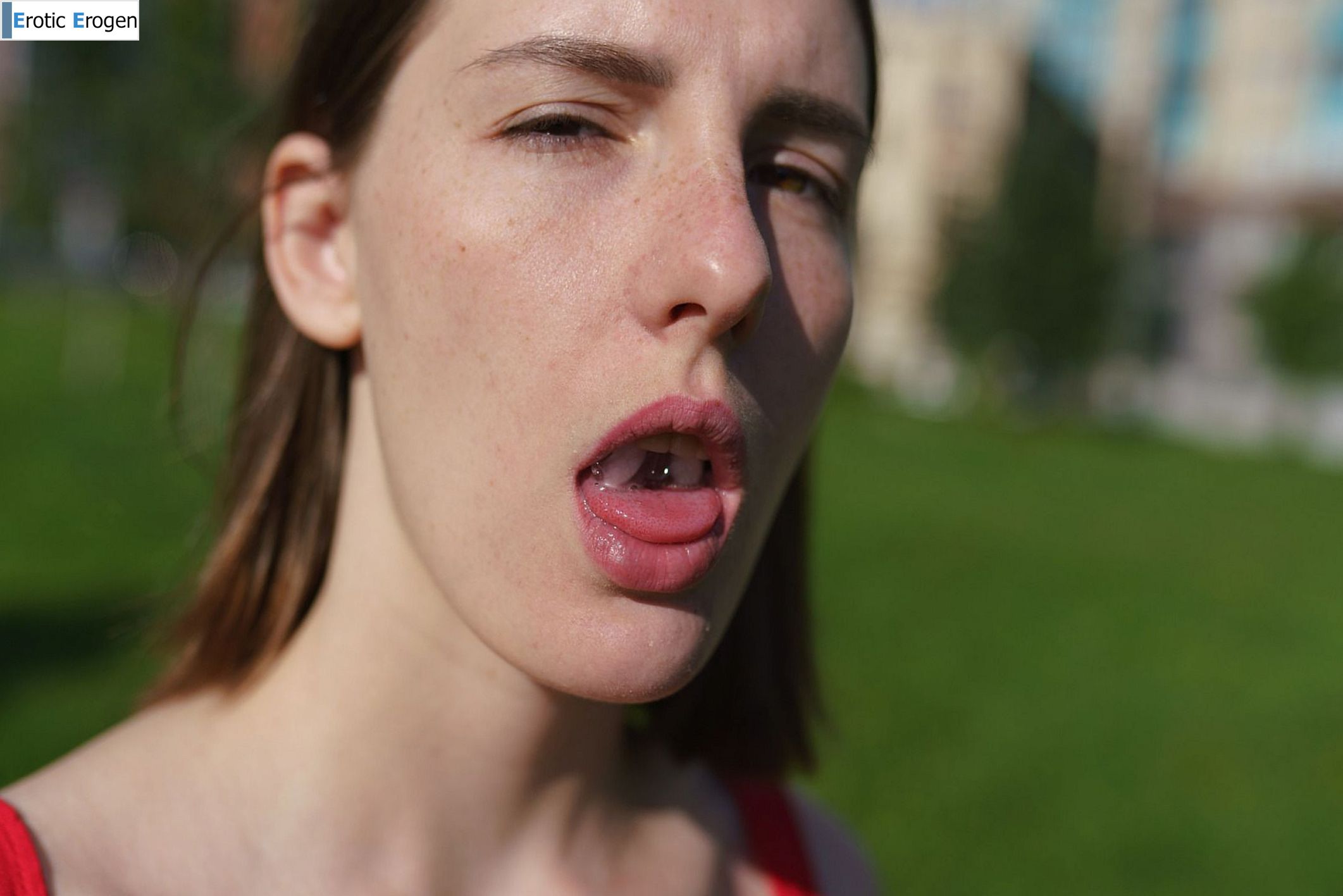 Ina Blossom in Coca Cola Classic. Picture 2