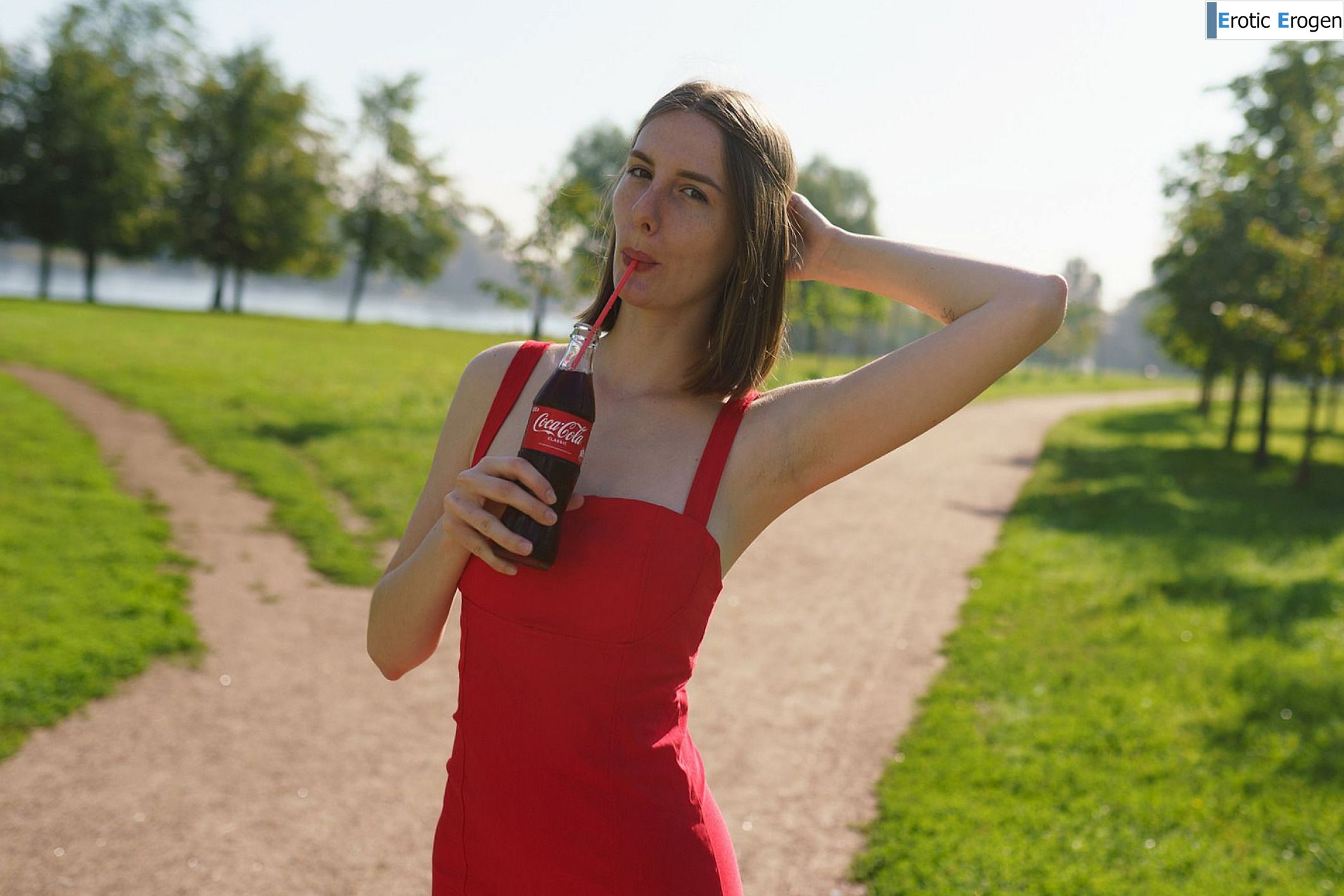 Ina Blossom in Coca Cola Classic. Picture 3