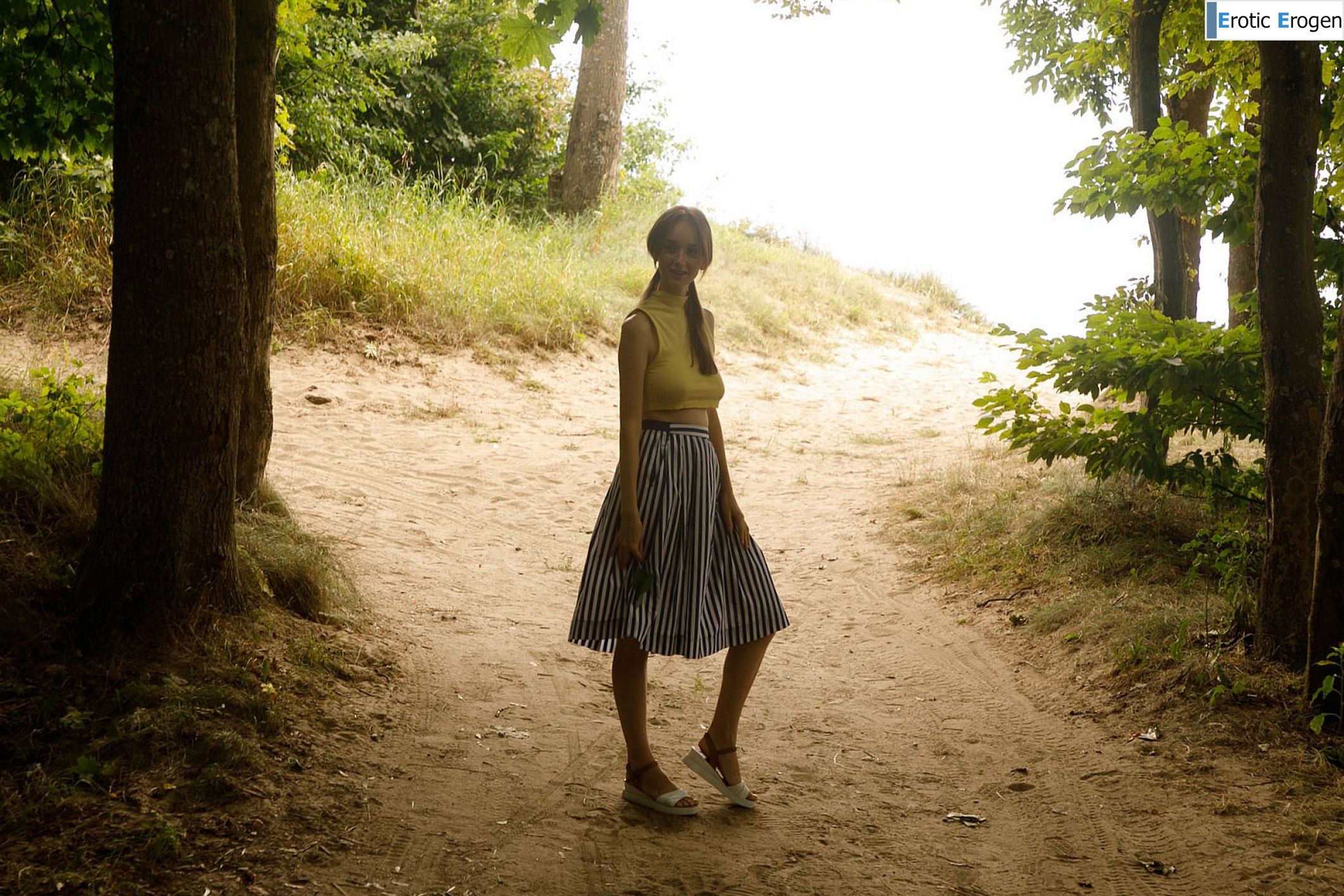 Ariel Gossimer in Tease By The Sea 1. Picture 21