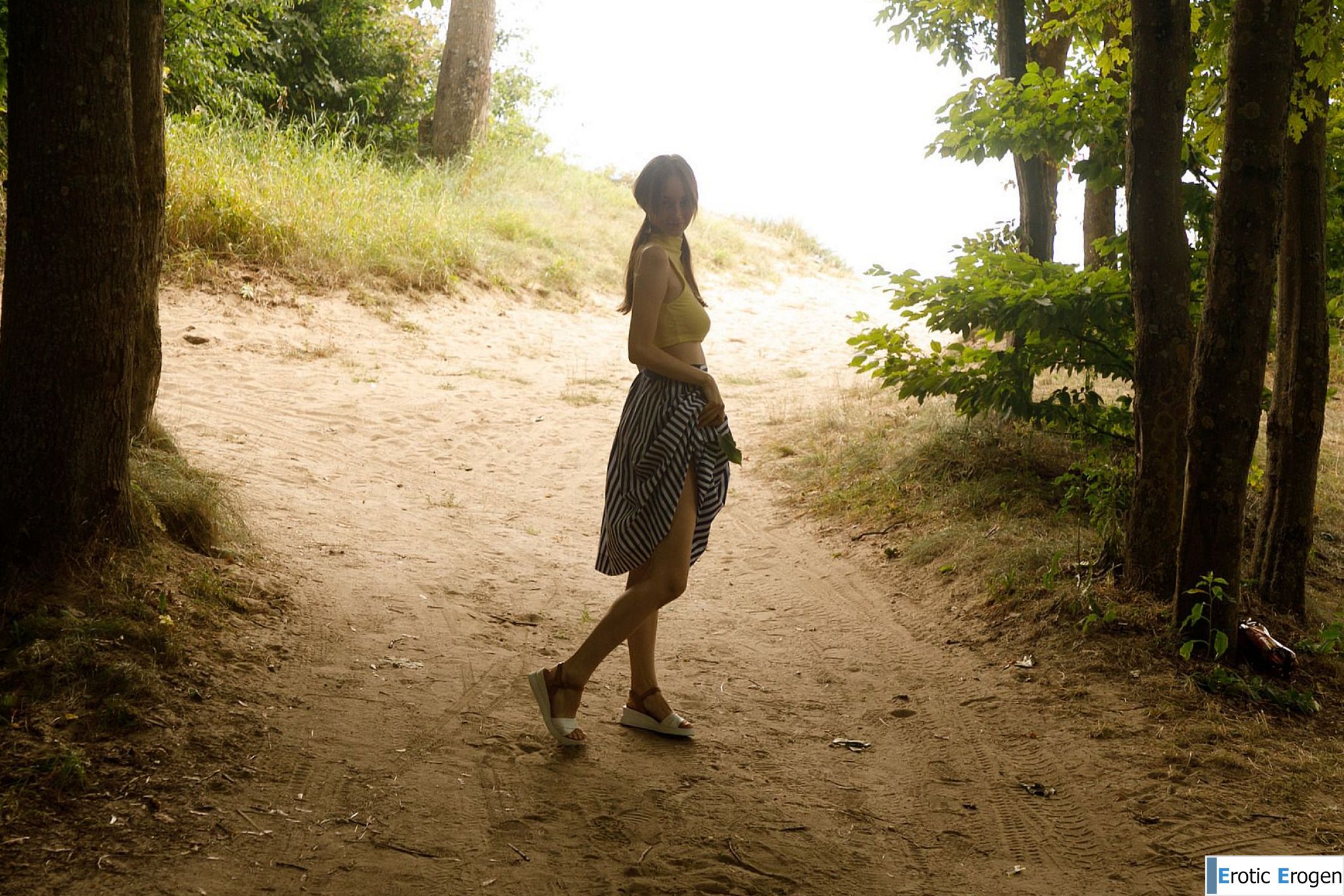 Ariel Gossimer in Tease By The Sea 1. Picture 22