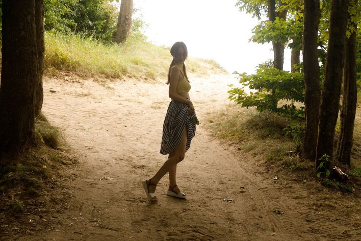 Ariel Gossimer in Tease By The Sea 1. Thumb 22