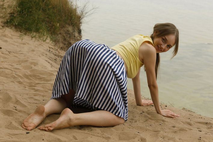 Ariel Gossimer in Tease By The Sea 1. Thumb 40