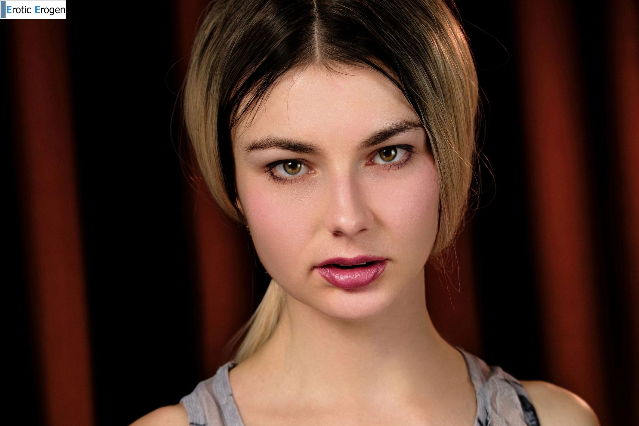 Francesca Rose in Sexy Woman. Фото 4