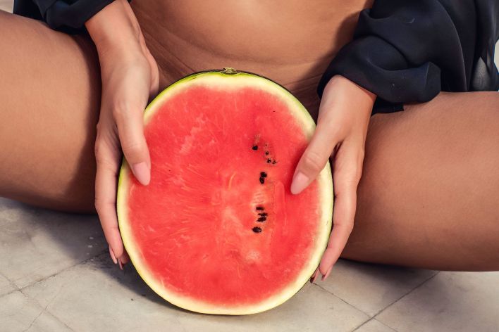 Laura Giraudi in Presenting. Часть 2. Эскиз 19